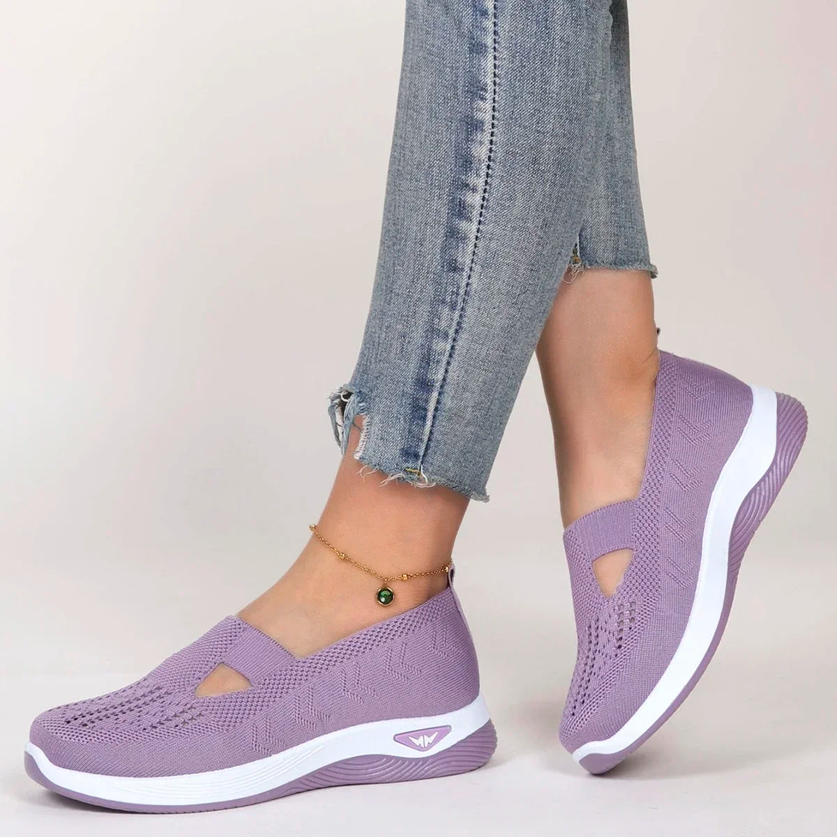 2025 Spring Women's Casual Shoes – Soft-Soled Breathable Sneakers for Middle-Aged & Elderly Moms - Image 5