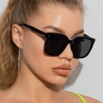 Trendy Polarized Square Sunglasses – Unisex Fashion Eyewear with UV400 Protection